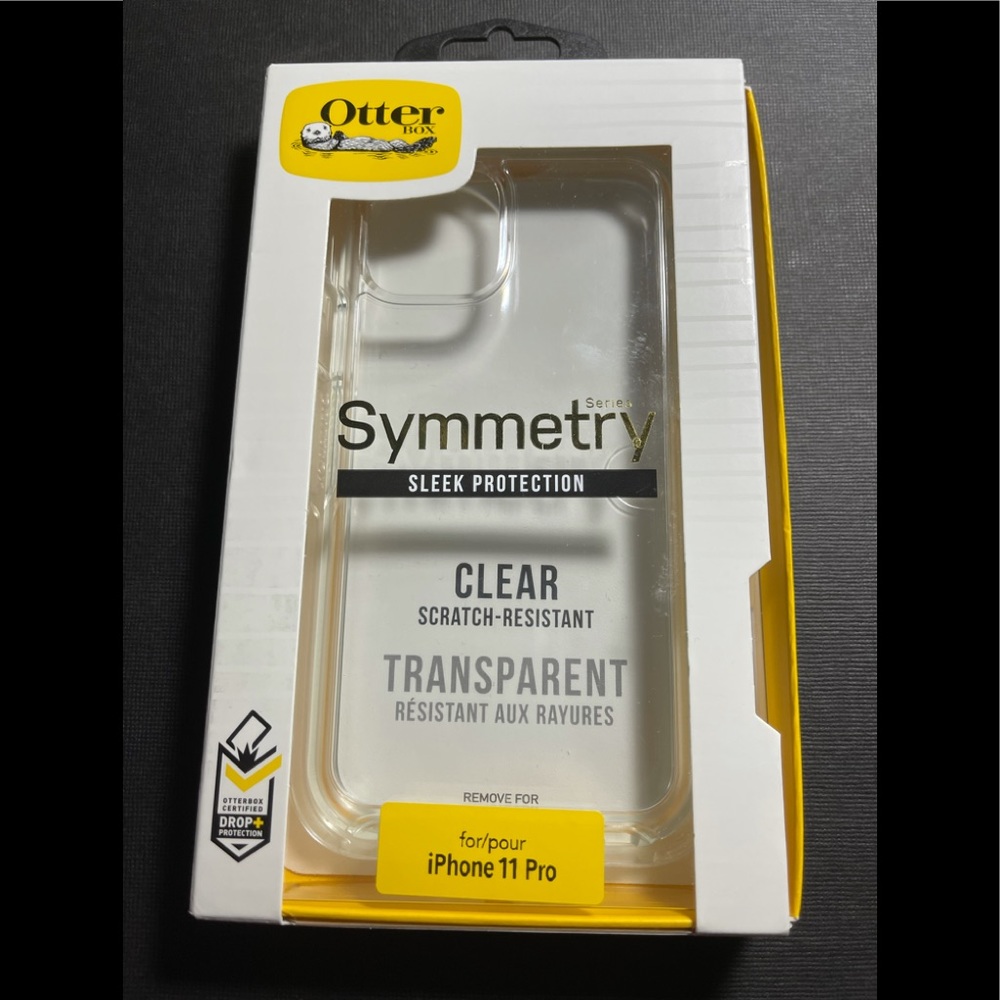 Otterbox Iphone 11 pro clear hard case